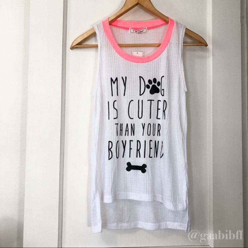 NWT It Closet Graphic Tank Top